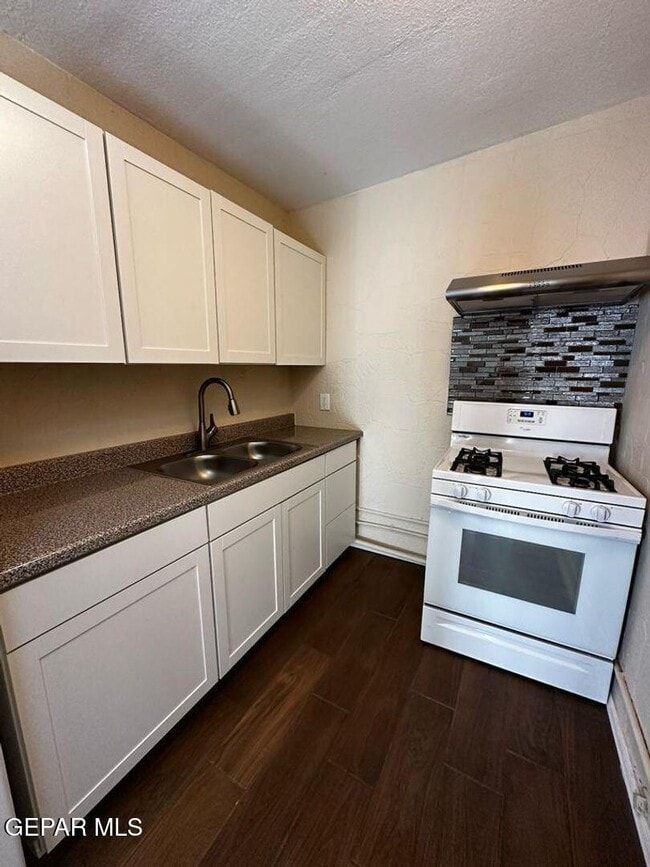 Photo - 8932 Ankerson St Unit B
