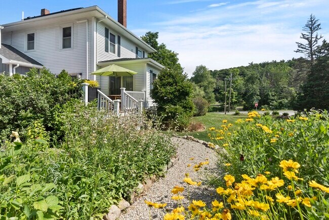 Photo - 117 Eastern Ave