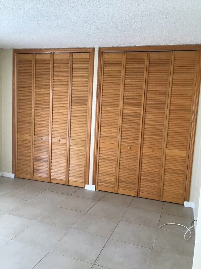 Photo - 1750 W 46th St Unit 222