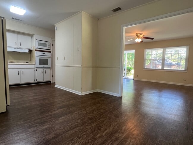 Photo - 109 Pound Dr