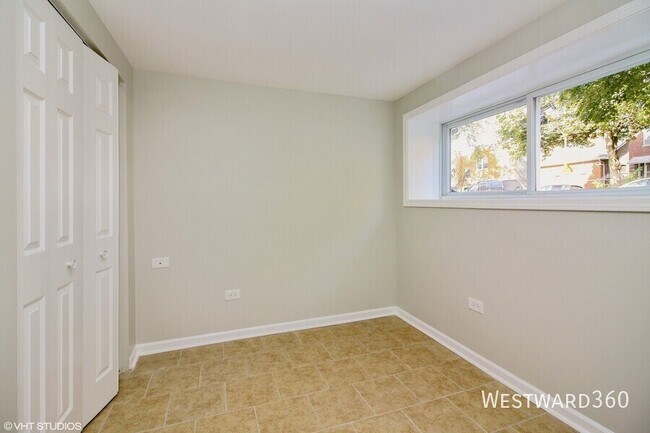 Photo - 4343 W Drummond Pl Unit G
