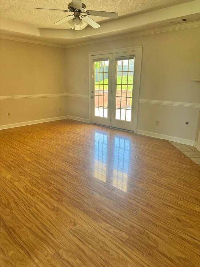 Photo - Beautiful 3 Bedroom, 2 Bathroom home located in the heart of Munford!