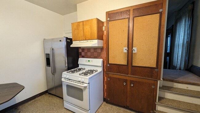 Photo - 707 Brady-707 Unit 707