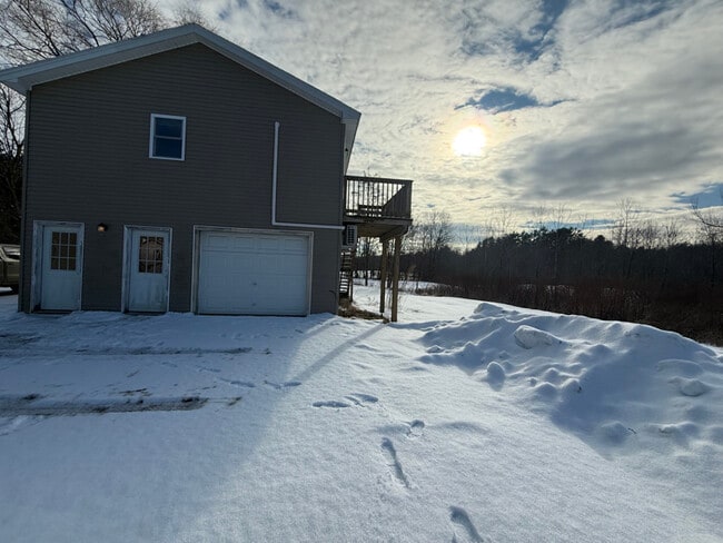 Photo - 1458 N Main St