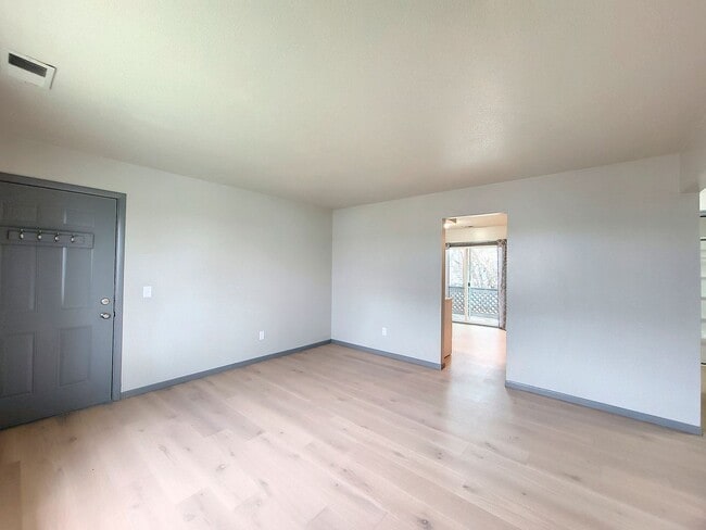 Photo - 303 Larson Ct Unit Apt 3