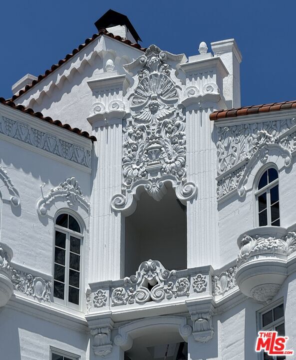 Photo - 1302 N Sweetzer Ave Unit 304