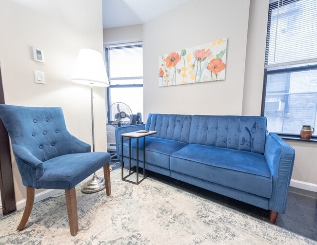 Building Photo - 5 W 101st St Rental