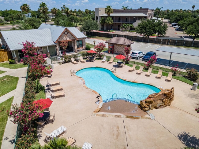 Plantation Apartments