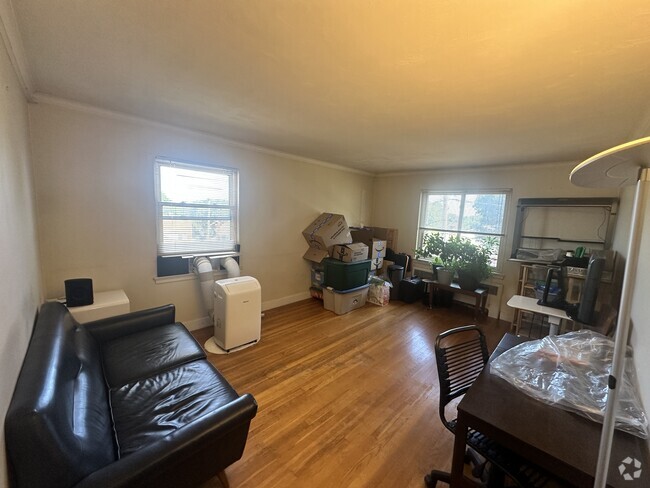 Building Photo - 186 Summit Ave Unit 4 Rental