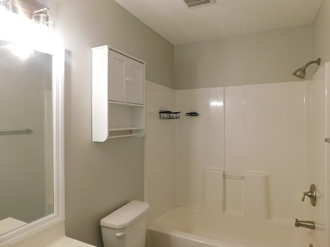 Photo - 517 White River Dr