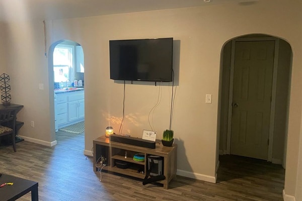 Photo - 624 Columbus Ave