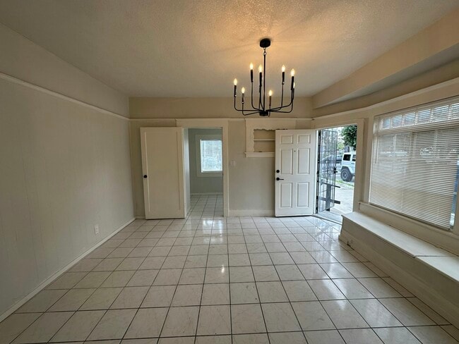 Photo - 3633 Kansas Ave Unidad 3635