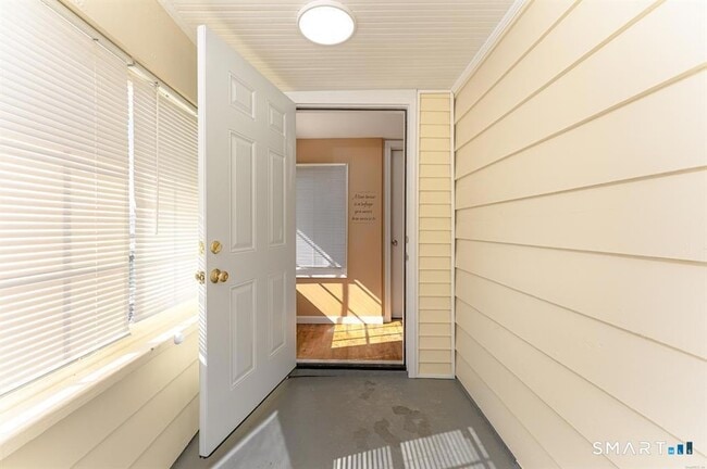 Photo - 55 Bronx Ave