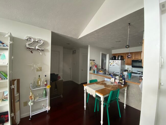 Photo - 1236 S College Mall Rd