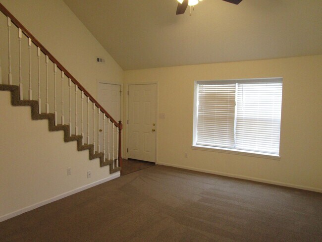 Photo - 3509-3511-3511 La Mesa Dr Unit 3511 La Mesa Dr.