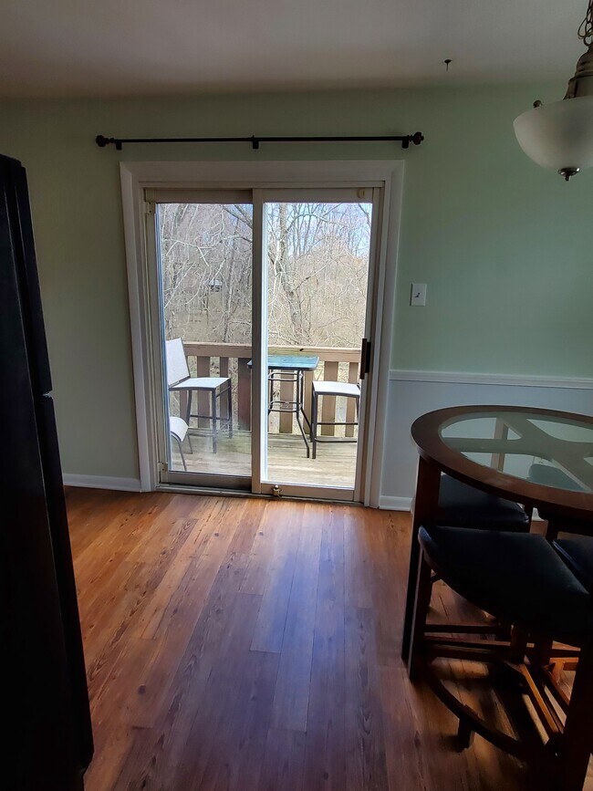 Photo - 717 Willow St Unit 2B