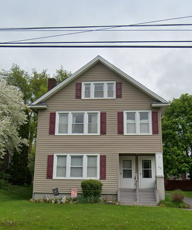 Building Photo - 30 Johnson Ave Unit 3