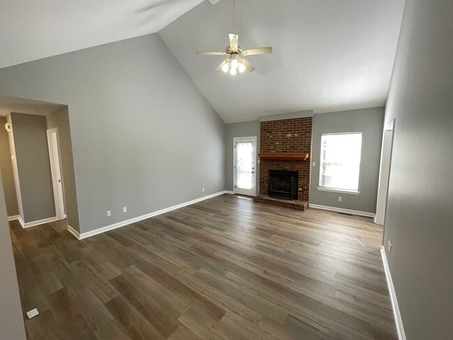 Photo - Nice 3 Bed 3 Bath Home For Rent!