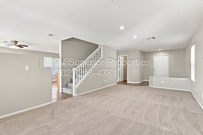 8713 W Majestic Pine Ave