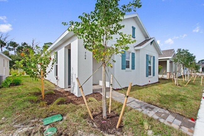 Photo - Deposit-Free! Modern, energy efficient hom...