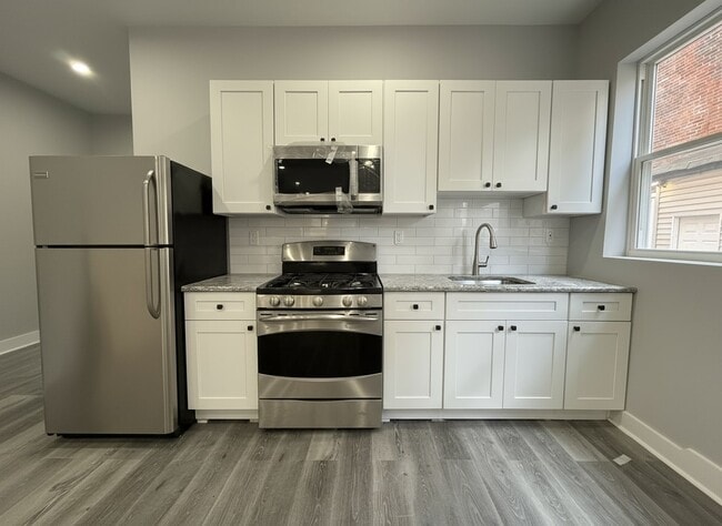 Photo - 4917 N 13th St Unidad 1