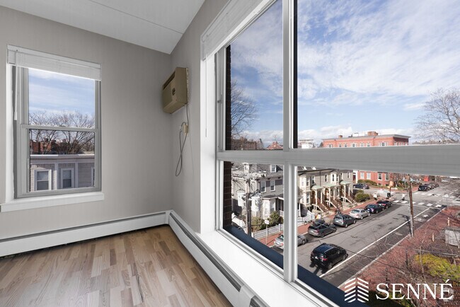 Building Photo - 14 Trowbridge St Unit 16-24 Rental