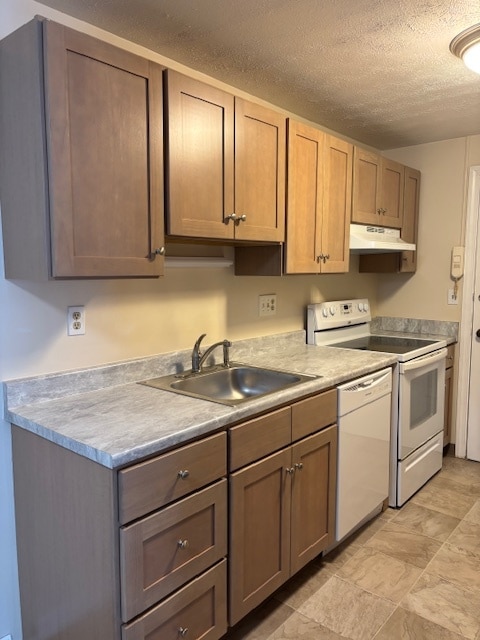 Building Photo - 1196 Middle Tpke W Unit C-1