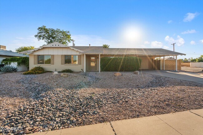 2548 N 68th Pl