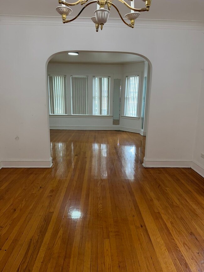 Photo - 3010 N Linder Ave