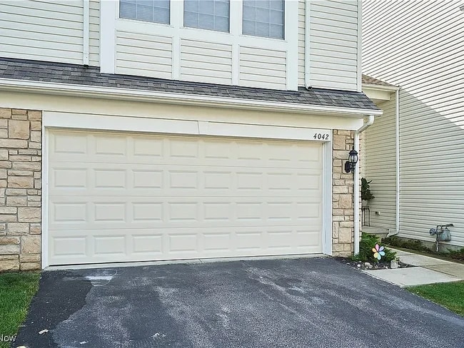 Photo - 4042 Gardiner Run