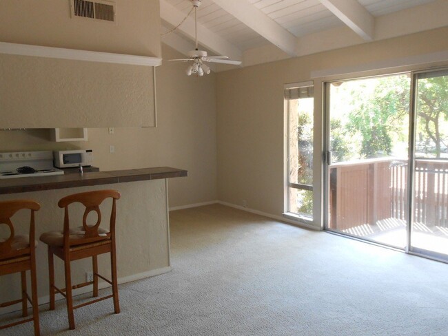 Photo - Clubhouse! Pool! Coutyard!