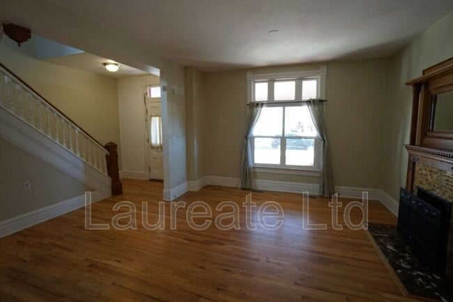 Photo - 39 Sherman St