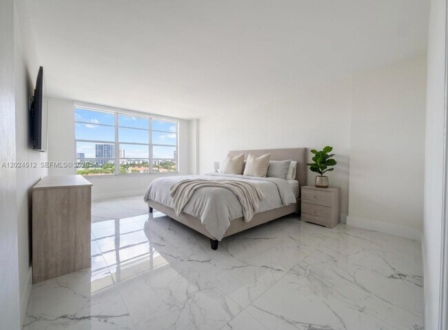 Photo - 3800 S Ocean Dr Unidad 1012