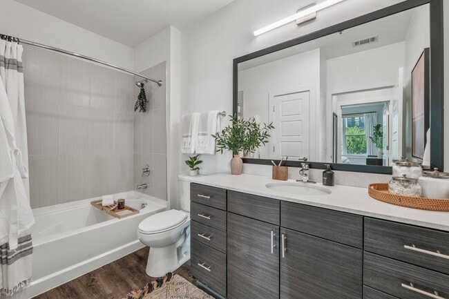 Photo - Mercury Noda