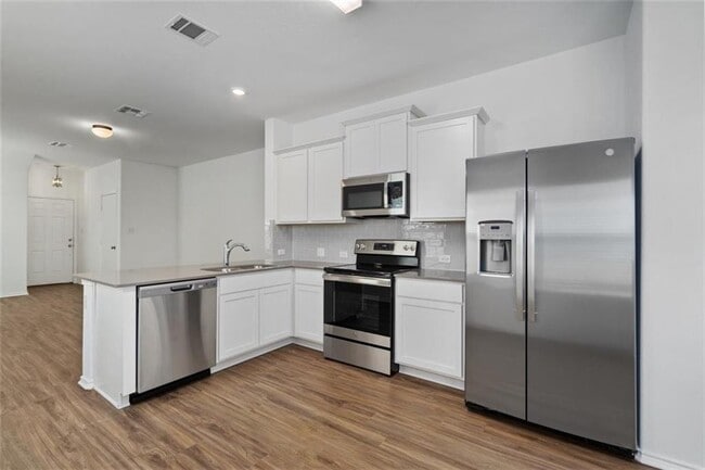 Photo - 108 Joe Kidd Ln