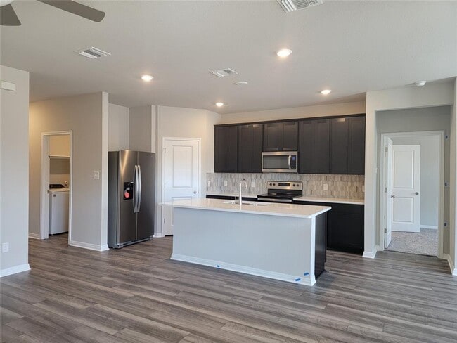 112 Capella Wy