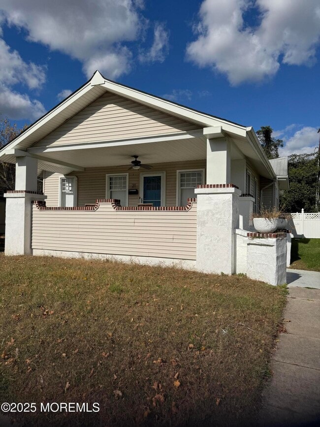 Photo - 21 Wyckoff St