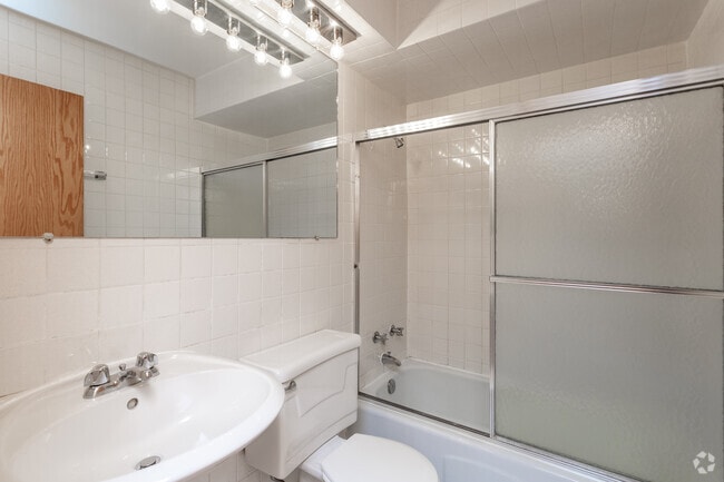 Photo - 531 W. Deming