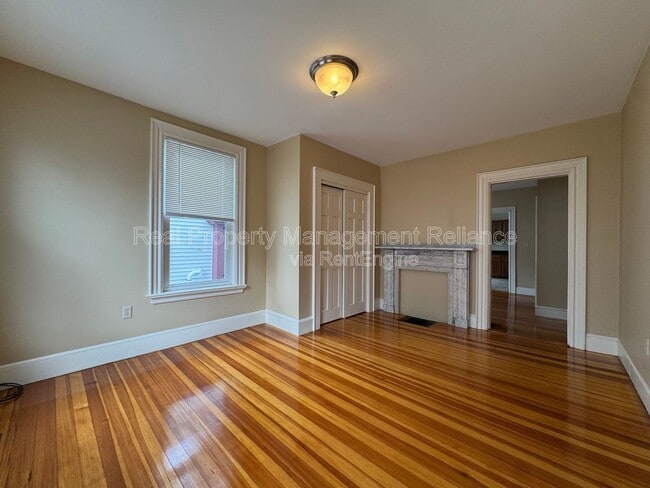 Building Photo - 16 Franklin Pl Unit 1l