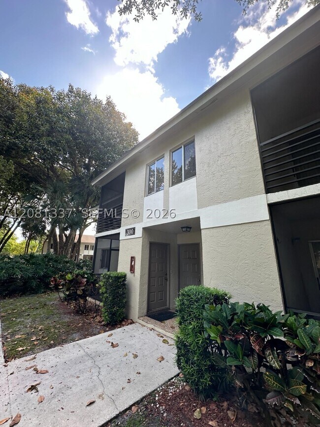 Photo - 3500 Gateway Dr Unit 201