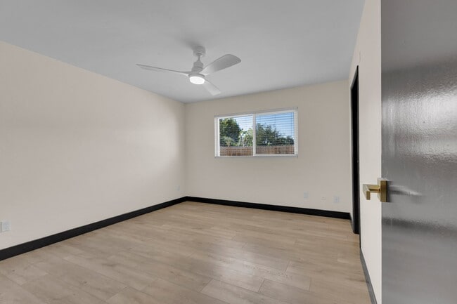 Photo - 3925 Verdugo Ln