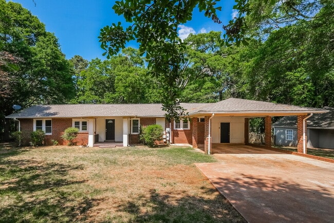 Building Photo - 731 Parker St