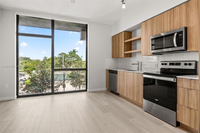 Building Photo - 555 NE 8th St Unit 211 Rental