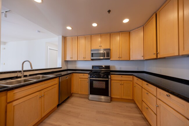 Photo - 1401 Jackson St Apartment Unit 507