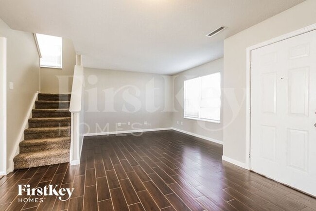 Photo - 1698 Salina Dr