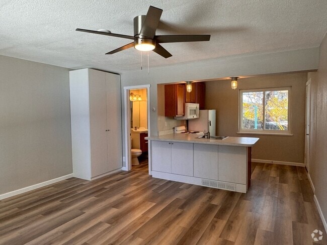 Building Photo - 3455 Jackson St Rental