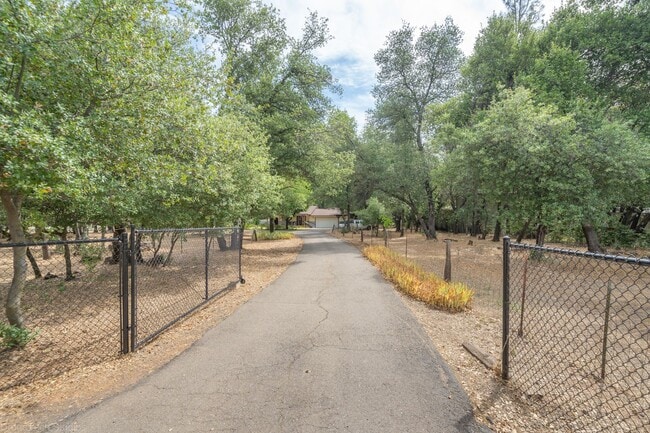 Photo - Central location in country setting! In law unit attached to house! MUST SEE!