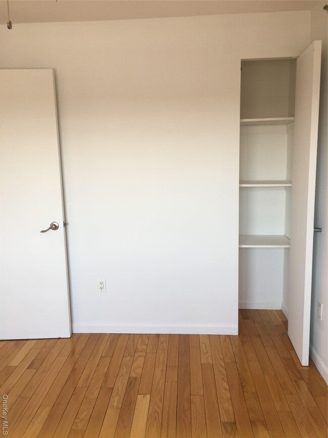 Photo - 93-05 37th Ave Unidad 5D