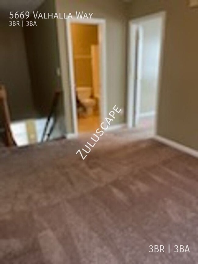 Photo - 5669 Valhalla Way