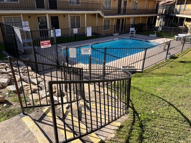 Photo - Charming Condo in Vista Del Sol! Unit 103A